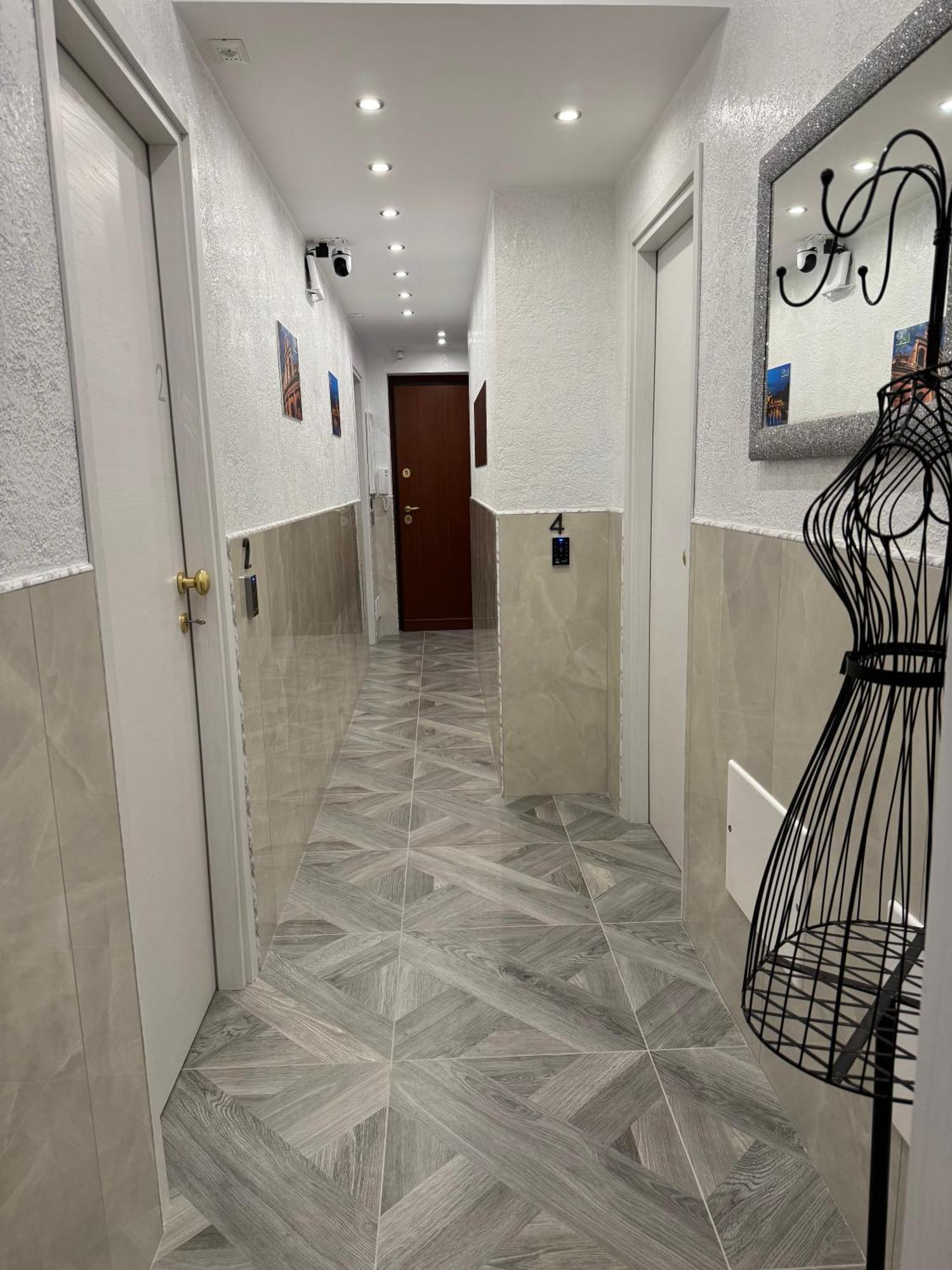Luxor Eco Roma Casa E Appartamento Per Vacanze In Centro Piazza Bologna, Colosseo, Piazza Di Spagna, Vaticano, San Pietro, Sapienza, Fontana Di Trevi, Piazza Navona, Trastevere, Tiburtina, Termini, Aeroporto Eksteriør billede