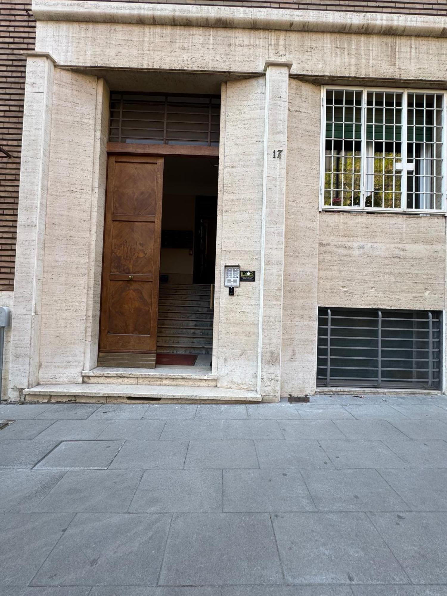 Luxor Eco Roma Casa E Appartamento Per Vacanze In Centro Piazza Bologna, Colosseo, Piazza Di Spagna, Vaticano, San Pietro, Sapienza, Fontana Di Trevi, Piazza Navona, Trastevere, Tiburtina, Termini, Aeroporto Eksteriør billede